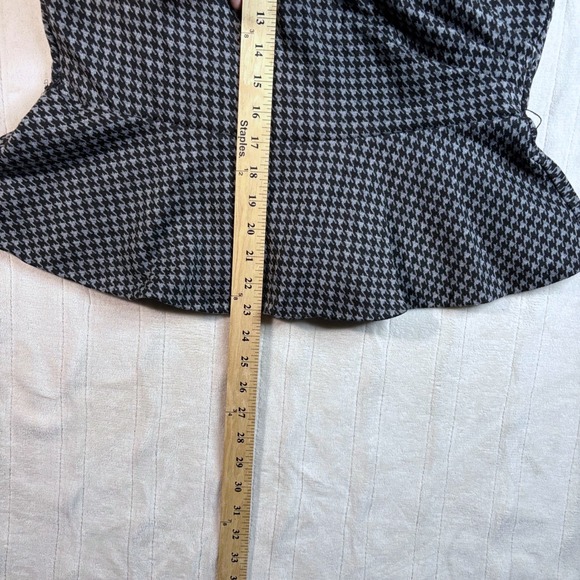 New York Company 14 Houndstooth Peplum V Neck Sleeveless Top Womens Academia - Picture 10 of 11